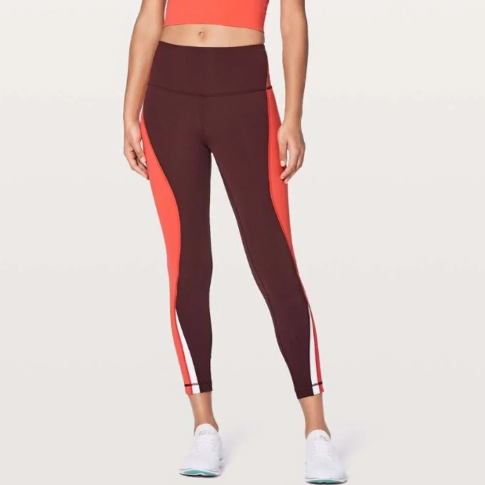 Lululemon Kick Serve Sweat Tight 25